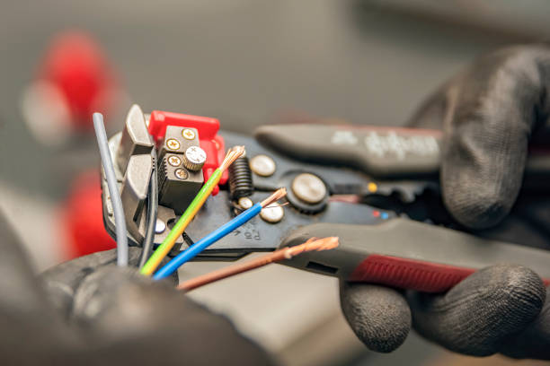 Best Affordable Electrician  in Cape Girardeau, MO